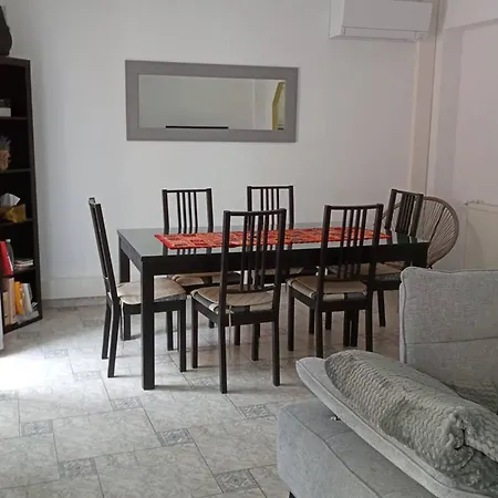 Holiday home Maison De Village Climatisee, Terrasse, 6-8 Pers, - Fr-1-696-94 Canet-en-Roussillon