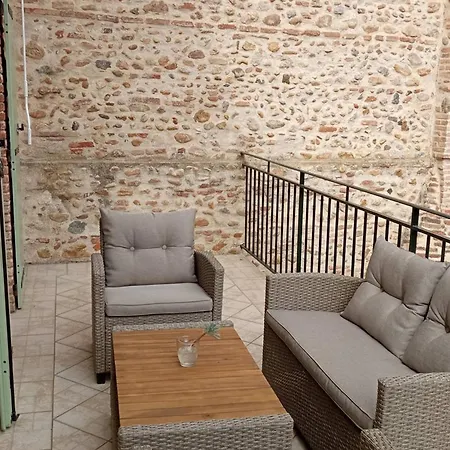 Maison De Village Climatisee, Terrasse, 6-8 Pers, - Fr-1-696-94